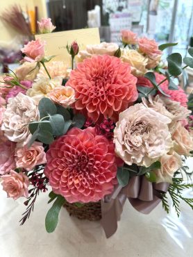 記念日お祝い！アレンジメント｜「松庄花壇」　（茨城県土浦市の花キューピット加盟店 花屋）のブログ